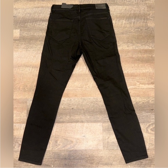 Armani Exchange Women's Black Skinny Jeans - Picture 5 of 8